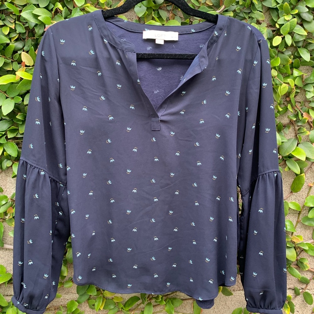 LOFT | XSP Navy Gathered-Sleeve Split Neck Blouse